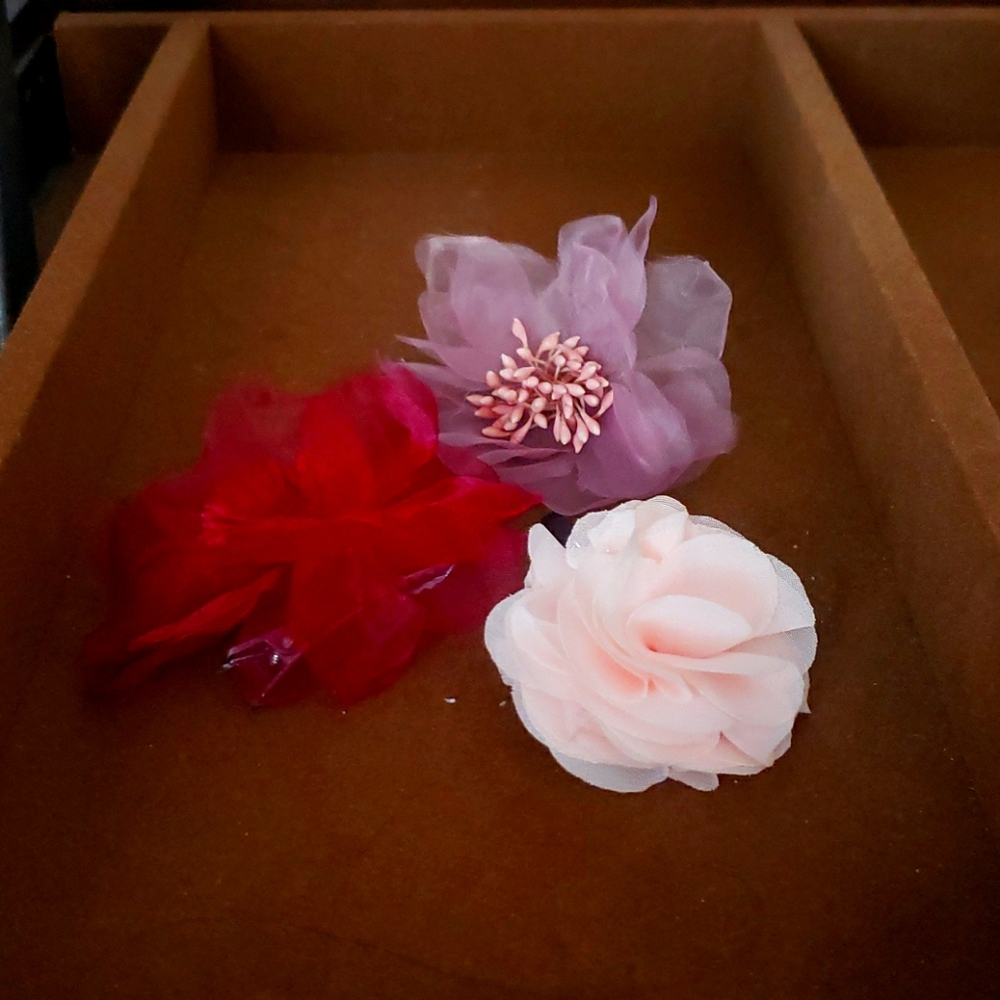 Hair accessories